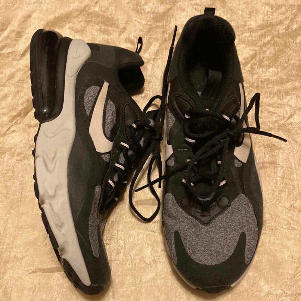Nike Black and Gray Athletic Shoes